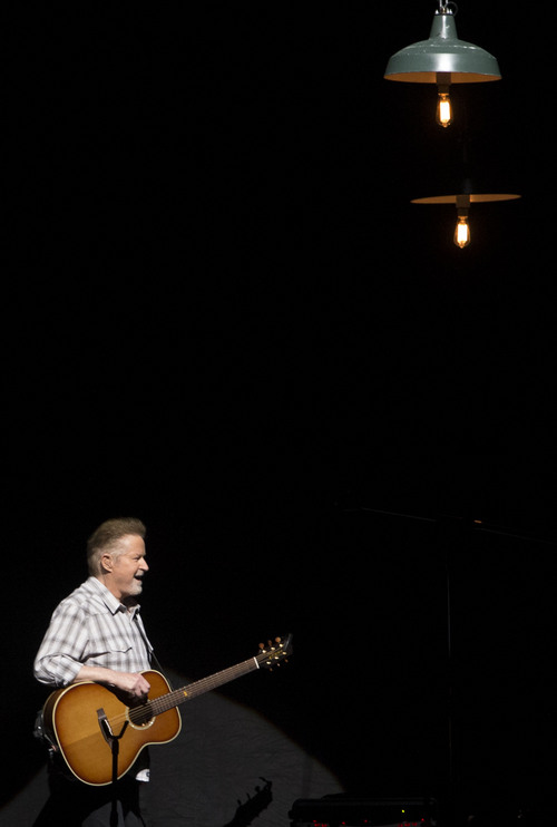 Steve Griffin  |  The Salt Lake Tribune


Don Henley smiles as he takes the stage during the History of the Eagles Tour at EnergySolutions Arena in Salt Lake City, Tuesday, September 2, 2014.