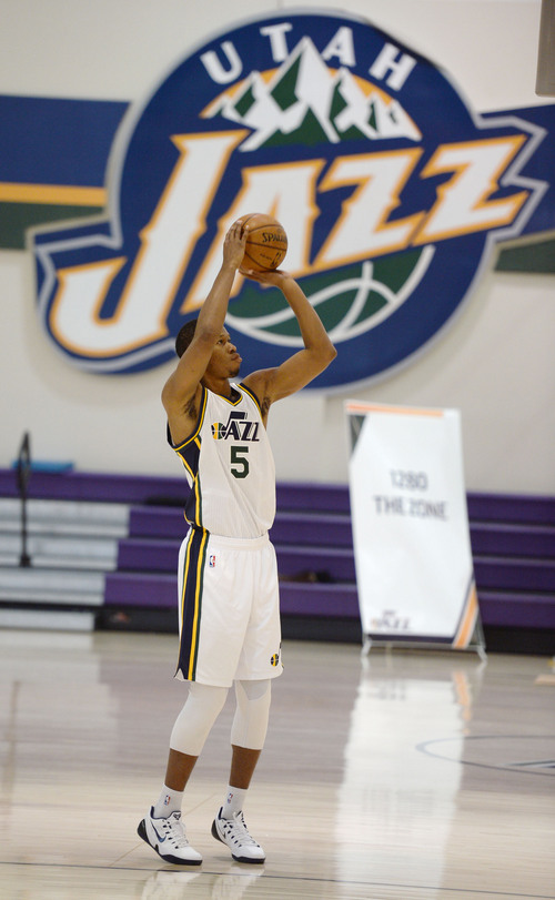 Steve Griffin  |  The Salt Lake Tribune


Jazz rookie Rodney Hood shoots baskets during Jazz Media Day at the Zions Bank Basketball Center in Salt Lake City, Monday, September 29, 2014.