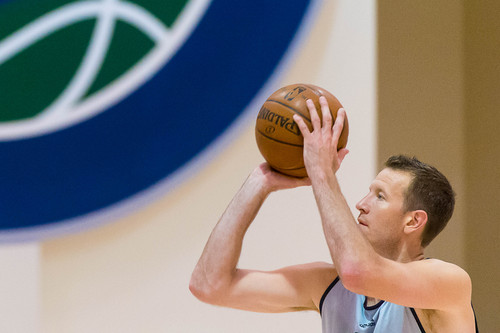 Trent Nelson  |  The Salt Lake Tribune
Steve Novak (16) of the Utah Jazz taking shots at the Zions Bank Basketball Center in Salt Lake City after practice Friday October 3, 2014.