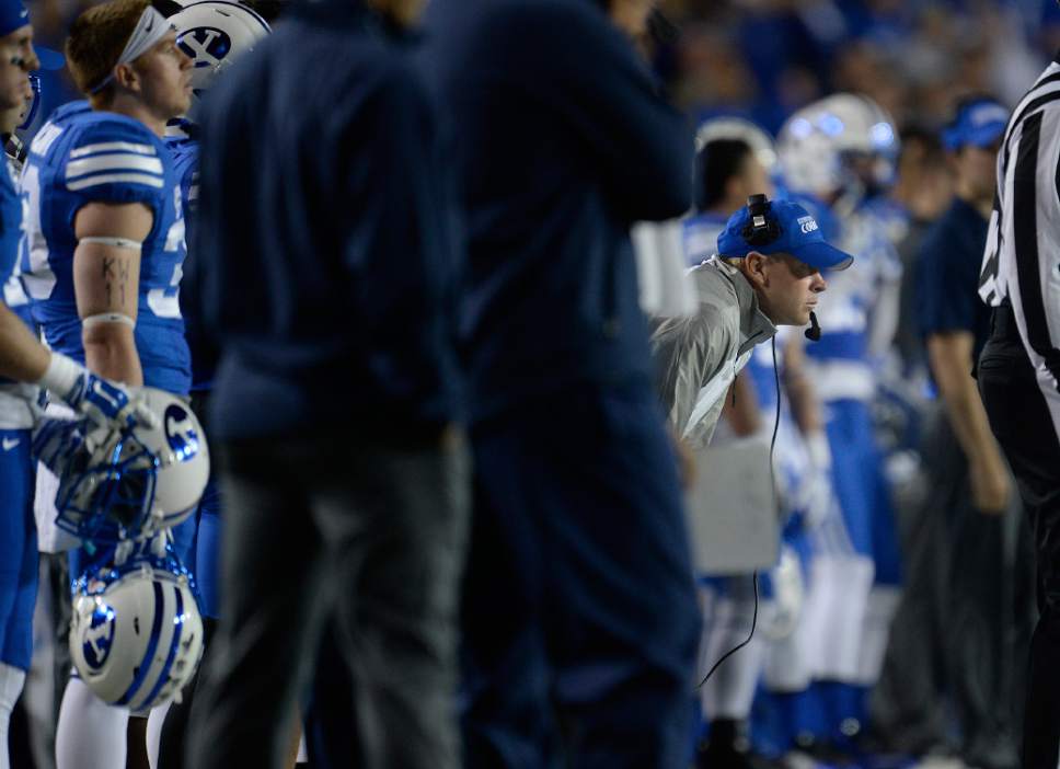 BYU will retire QB Jim McMahon's jersey on Oct. 3, induct him into