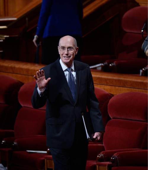 Scott Sommerdorf  |  The Salt Lake Tribune
President Henry B. Eyring waves as he leaves the morning session of the 184th Semiannual General Conference of the Church of Jesus Christ of Latter Day Saints, Sunday, October 5, 2014.