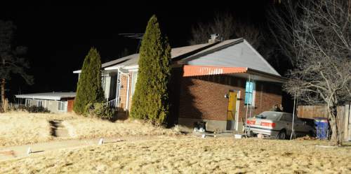 Investigation photos

Matthew David Stewart's house in Ogden is seen after a shoot out with police on January 4, 2012.