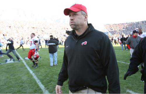 UTAH vs BYU   --- 
Utah head coach Kyle Whittingham walks off the field after a 17-10 loss to rival BYU, Saturday 11/24/07.
--------------------------------
BYU wins the game 17-10.
Scott Sommerdorf / The Salt Lake Tribune