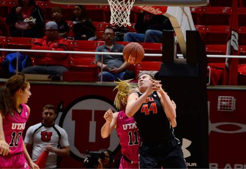 Scott Sommerdorf   |  The Salt Lake Tribune
Oregon State Beavers center Ruth Hamblin (44) has a pass bounce of her face during first-half play. Oregon State defeated Utah 52-42, Sunday, Feb. 22, 2015.