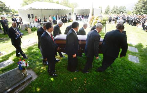 Steve Griffin  |  The Salt Lake Tribune


Pallbearers carry the casket of LDS apostle Boyd K. Packer during graveside services at the Brigham City Cemetery following funeral service in Salt Lake City, Friday, July 10, 2015.