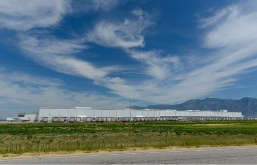 Francisco Kjolseth | The Salt Lake Tribune
The FLDS-controlled Phaze Concrete company has worked on several projects that former Phaze employees say the company paid them little or nothing and diverted proceeds to the FLDS church. One of those projects was the Wal-Mart Distribution Center, 5400 Utah 83 in Corinne.