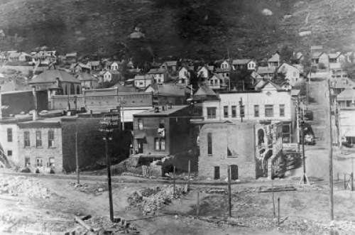Salt Lake Tribune Archive

Structural remains of buildings in Park City after the 1898 fire.