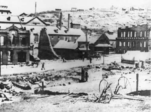 Salt Lake Tribune Archive

Remains of City Hall, Marsac Mill in background, after the 1898 fire.