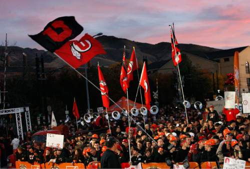 Scott Sommerdorf  l  The Salt Lake Tribune

A beautiful sunrise appeared over the Utah fans as the GameDay cameras panned over the crowd. The ESPN College Gameday program did its broadcast at the University of Utah prior to the TCU at Utah game, Saturday, November 6, 2010.