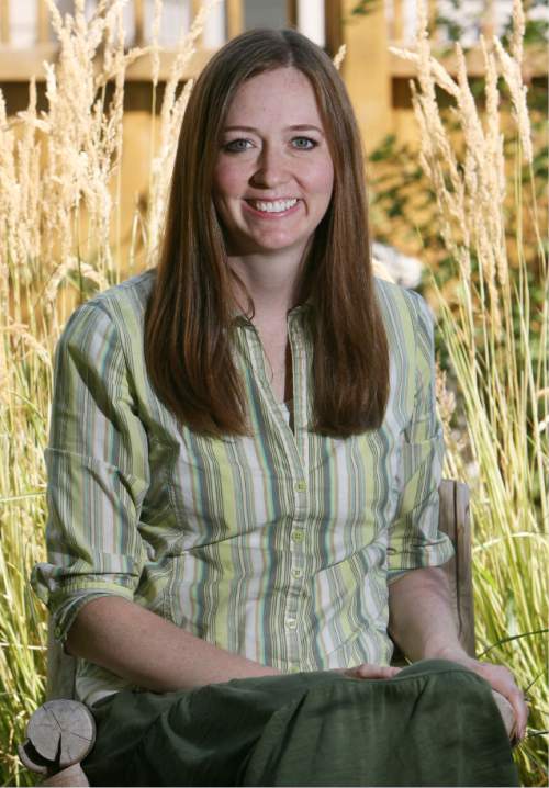 Steve Griffin | The Salt Lake Tribune


Shannon Hale at her South Jordan home in 2012.