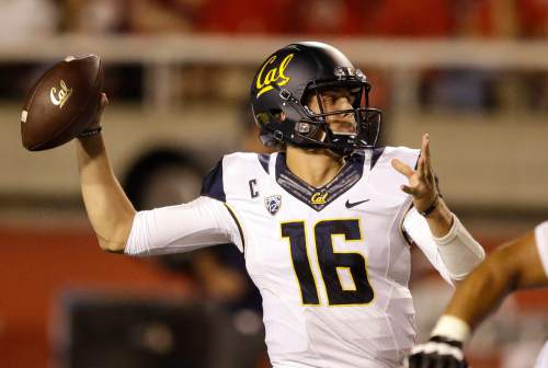 California quarterback Jared Goff (16) passes the ball in the first half during an NCAA college football game against Utah, Saturday, Oct. 10, 2015, in Salt Lake City. (AP Photo/Rick Bowmer)