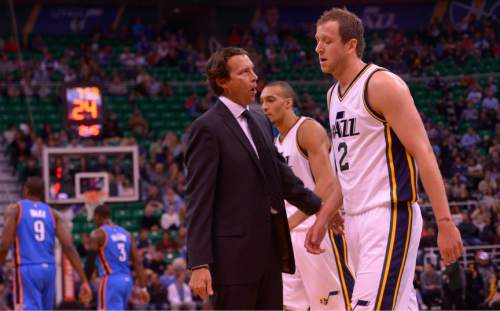 Leah Hogsten  |  The Salt Lake Tribune
Utah Jazz head coach Quin Snyder has words with Utah Jazz forward Joe Ingles (2) as players walk off the court. Oklahoma City Thunder lead the Utah Jazz  57-43 at the half, Tuesday, October 20, 2015 at Energy Solutions Arena.