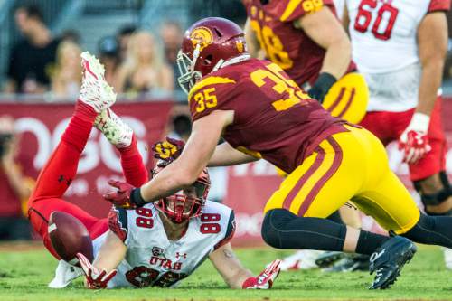 Chris Detrick  |  The Salt Lake Tribune
Utah Utes tight end Harrison Handley (88) can't make a catch while being covered by USC Trojans linebacker Cameron Smith (35) during the game at the Los Angeles Memorial Coliseum Saturday October 24, 2015.