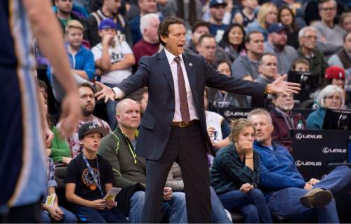 Lennie Mahler  |  The Salt Lake Tribune

Utah Jazz head coach Quin Snyder motions to players in the first half of a game against the Memphis Grizzlies at Vivint Smart Home Arena on Saturday, Nov. 7, 2015.