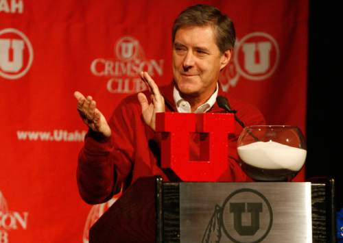 BCS ANNOUNCEMENT
Utah athletic director Chris Hill applaudes for the Utes' 12-0 season as he opens the BCS announcemnet party held at Rice-Eccles Stadium, Sunday, 12/7/08.
Scott Sommerdorf / The Salt Lake Tribune