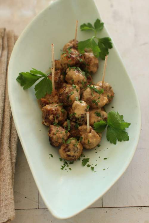 Recipe For Your Holiday Party No Need To Buy Swedish Meatballs From A