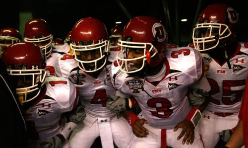 Utah quarterback Brian Johnson (3)  and many of his teammates prepare to take the field as the Utes face Alabama in the 75th Anniversary Sugar Bowl in New Orleans, Louisiana, Friday, January 2, 2008.

Chris Detrick/The Salt Lake Tribune