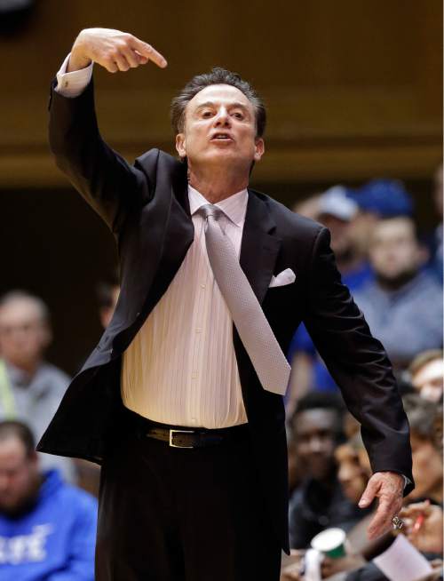 College Basketball Louisvilles Pitino Awaits Ncaa Interview About Sex