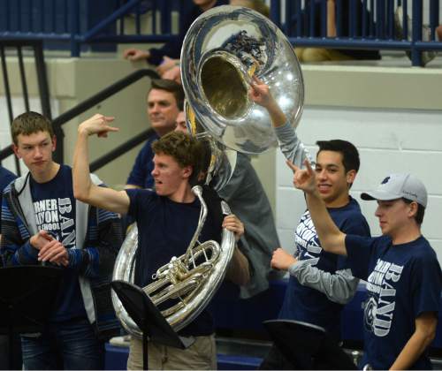 Steve Griffin  |  The Salt Lake Tribune


The Corner Canyon band cheers on their team as second-ranked Corner Canyon hosts No. 1 Timpview in a Region 7 boys' basketball game Draper, Tuesday, February 16, 2016.