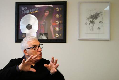 Amy Winehouses Dad Says Oscar Winning Doc Is Misleading The Salt Lake Tribune 