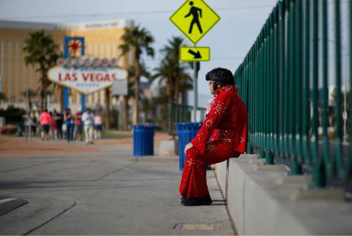 Elvisr fashion from memphis to vegas