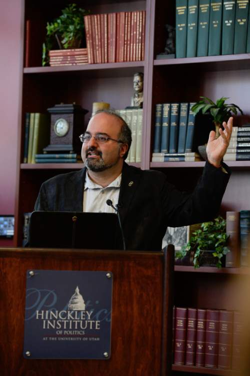 Francisco Kjolseth | The Salt Lake Tribune
Professor Omid Safi, Director of the Islamic Studies Center at Duke University, leads a discussion at the University of Utah Hinckley School of Politics on Wed. April 6, 2016. The topic of discussion was America and Islam, peace and justice in and age of ISIS and Islamophobia.