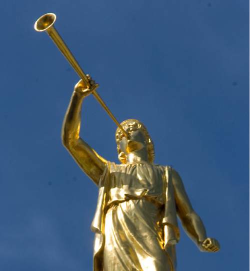 Statue of Angel Moroni Al Hartmann/Salt Lake Tribune     3/24/08