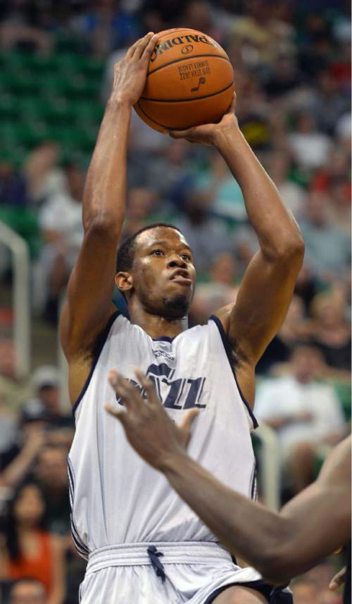Steve Griffin  |  The Salt Lake Tribune


Utah's Rodney Hood shoots from the wing during the Utah Jazz Summer League game between the Jazz and the San Antonio Spurs at EnergySolutions Arena in Salt Lake City, Tuesday, July 7, 2015.