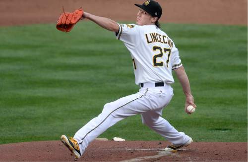 Scott Sommerdorf   |  The Salt Lake Tribune  
Former San Francisco Giants and Los Angeles Angels pitcher Tim Lincecum makes his first start in Salt Lake for the Salt Lake Bees, Monday, August 15, 2016.