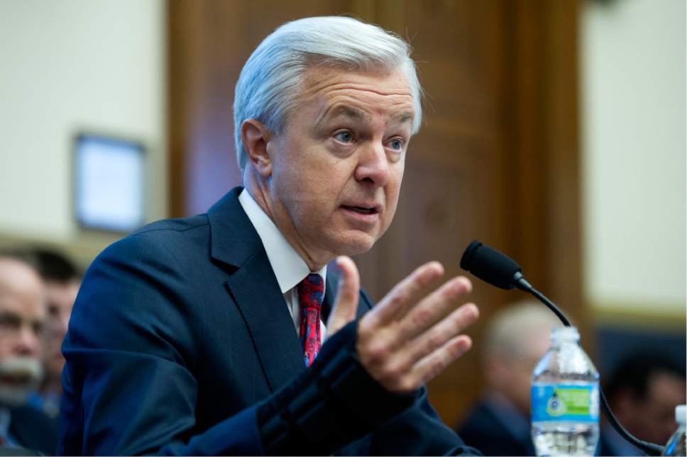 Wells Fargo boss faces Congress, apologizes again The
