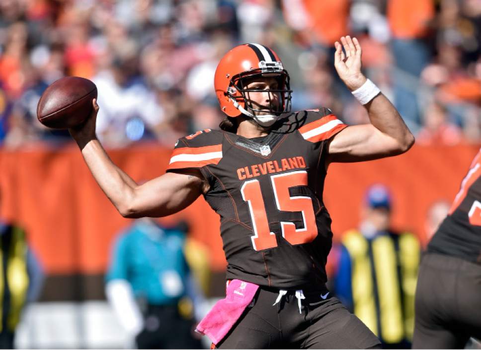 NFL Browns shuffle QBs again, Whitehurst released after injury The