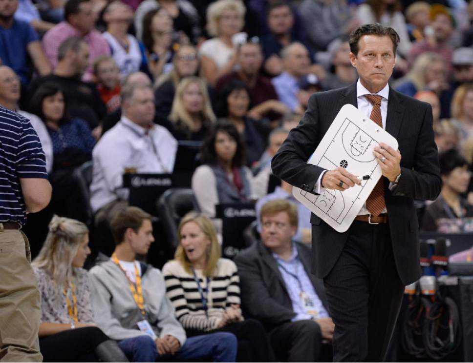 Francisco Kjolseth | The Salt Lake Tribune
Utah Jazz coach Quin Snyder gets ready for a time out as they host the LA Clippers at the Vivint Smart Home Arena on Monday, Oct. 17, 2016.