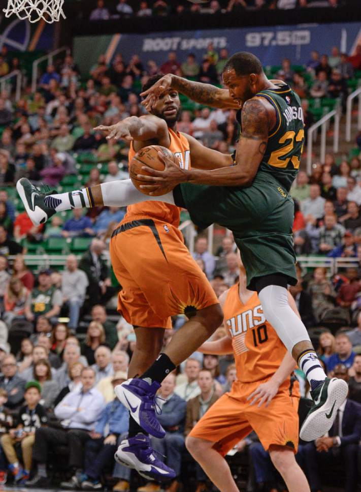 Francisco Kjolseth | The Salt Lake Tribune
Phoenix Suns center Alan Williams (15) battles Utah Jazz forward Chris Johnson (23) in NBA action, in Salt Lake City, Thursday, March 17, 2016, as the Jazz win 103 to 69.