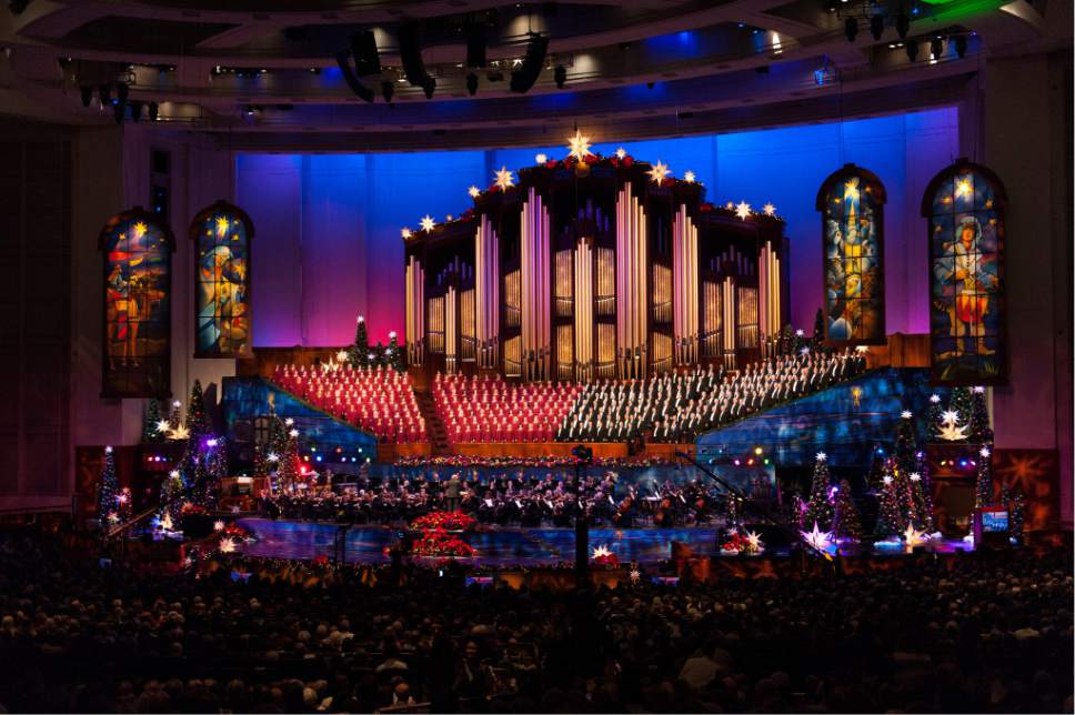 (Alex Gallivan | Special to the Tribune) Christmas with Mormon Tabernacle Choir featuring Rolando Villazón at The LDS Church Conference Center  in Salt Lake City, Thursday,Dec 082016