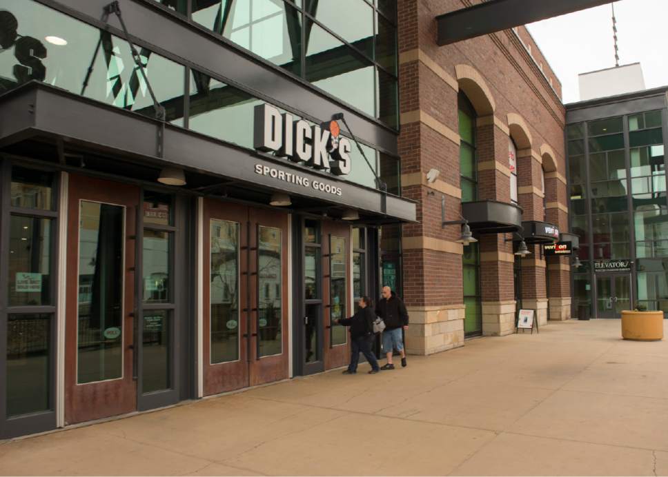 Dick's Sporting Goods leaving Salt Lake City's Gateway - The Salt Lake  Tribune