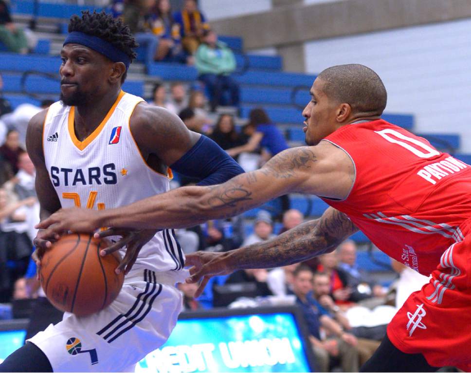 Leah Hogsten  |  The Salt Lake Tribune
Gary Payton II, a former SLCC basketball star, returned to the campus court, Friday, December 16, 2016 with the Rio Grande Valley Vipers basketball team in the NBA's Development League to face the SLC Stars. Gary Payton II forces a turnover from the Stars' Jermaine Taylor.