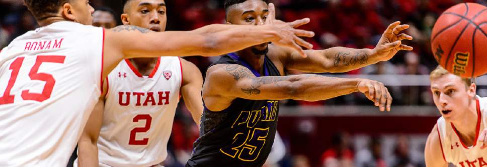 Trent Nelson  |  The Salt Lake Tribune
Prairie View A&M Panthers guard Daquan Cook (25) passes the ball as University of Utah hosts Prairie View A&M, NCAA basketball at the Huntsman Center in Salt Lake City, Saturday December 17, 2016.