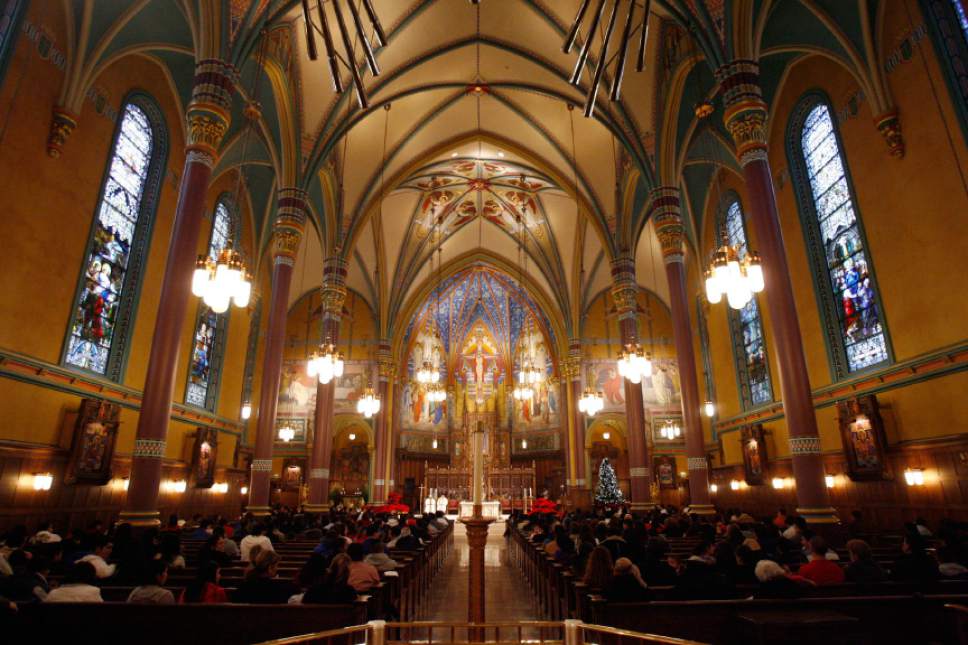 Francisco Kjolseth  |  The Salt Lake Tribune    
Cathedral of the Madeleine holds a special Spanish language Mass for Christmas on Friday, Dec. 25, 2009, in Salt Lake City.