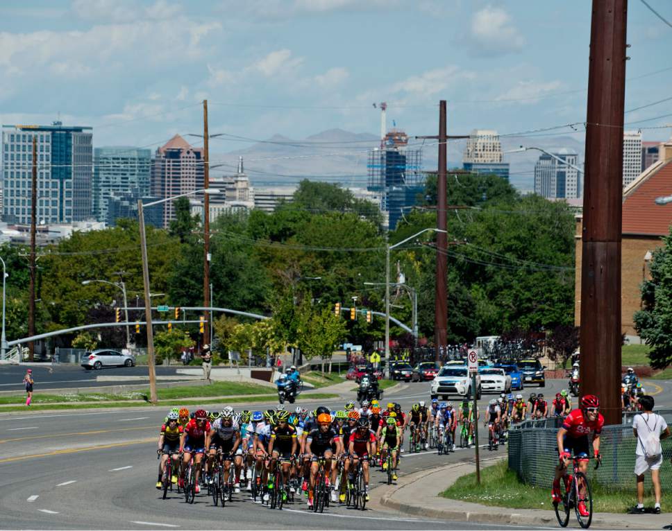 Lennie Mahler  |  The Salt Lake Tribune

The peloton makes its way up Sunnyside Avenue towards Emigration Canyon in Stage 6 of the Tour of Utah on Saturday, Aug. 8, 2015, in Salt Lake City.