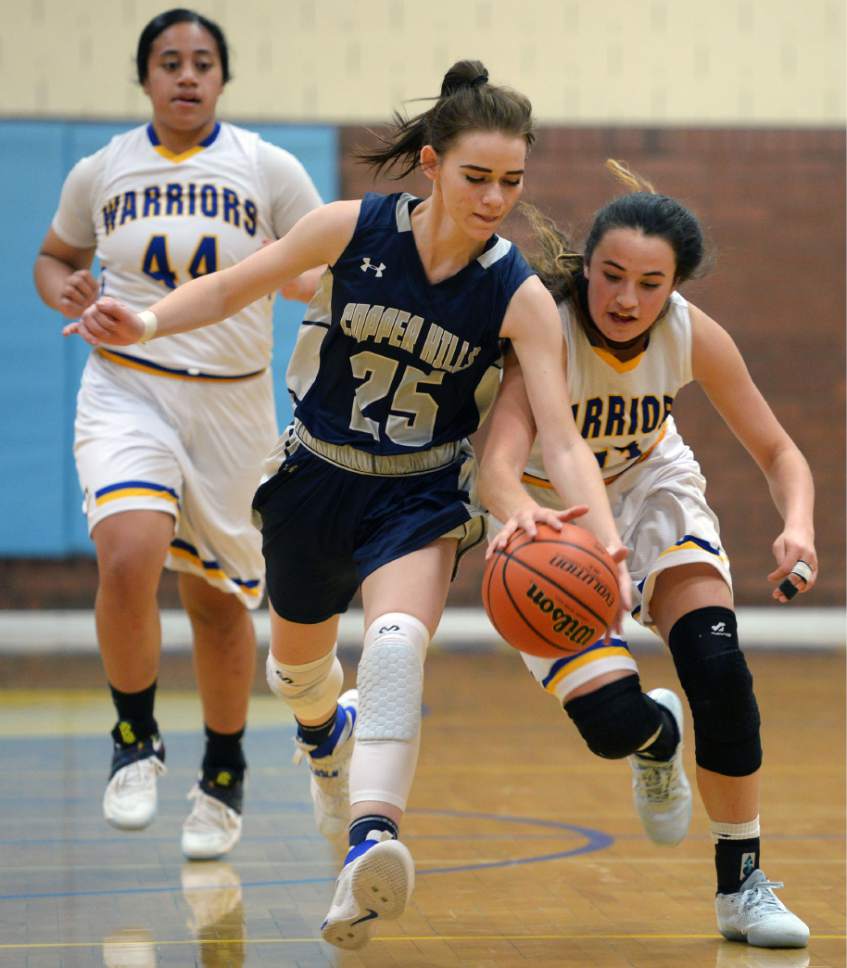 girls-basketball-taylorsville-leans-on-tenacious-effort-to-set-tone
