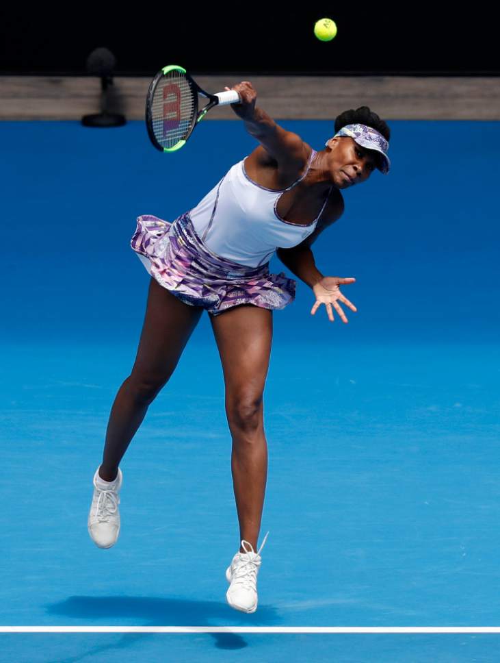 Landskab Lab Stædig Australian Open: Venus Williams turns back the clock, reaches women's  championship with three-set win - The Salt Lake Tribune