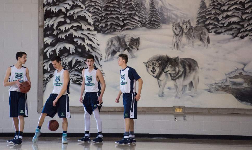 Leah Hogsten  |  The Salt Lake Tribune
 Timpanogos High School boys' basketball team practices February 16, 2017.