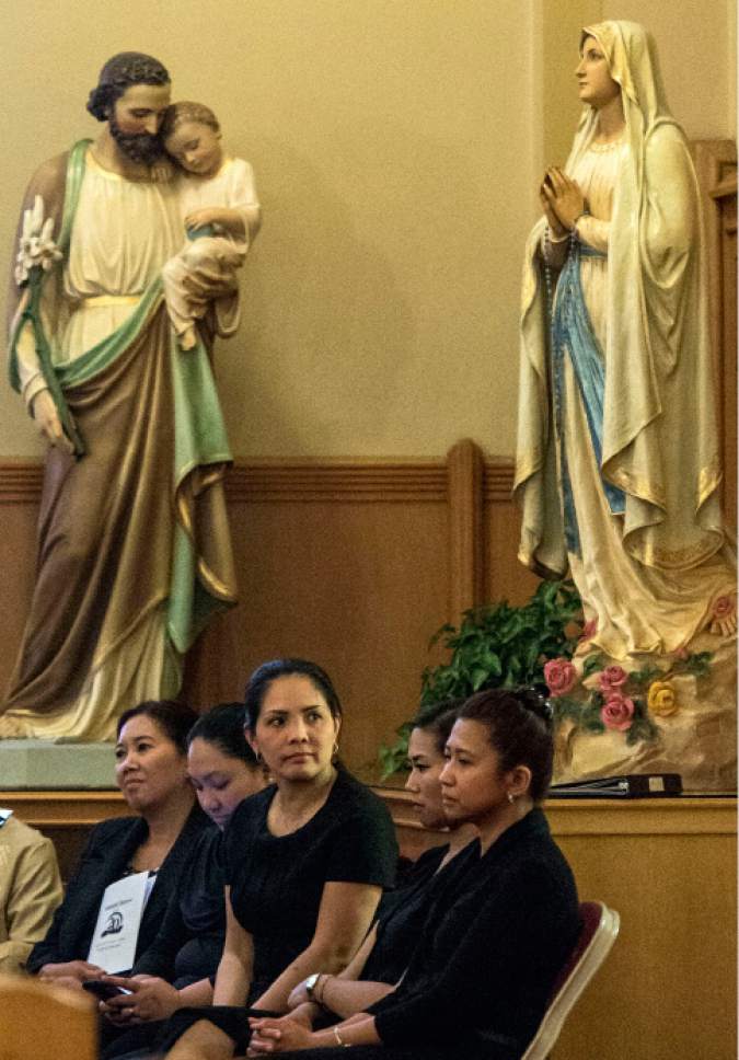 Steve Griffin  |  The Salt Lake Tribune


Members of the Utah Filipino Catholic Community celebrate their 20th anniversary with Mass at the Our Lady of Lourdes Church in Salt Lake City Sunday March 5, 2017.