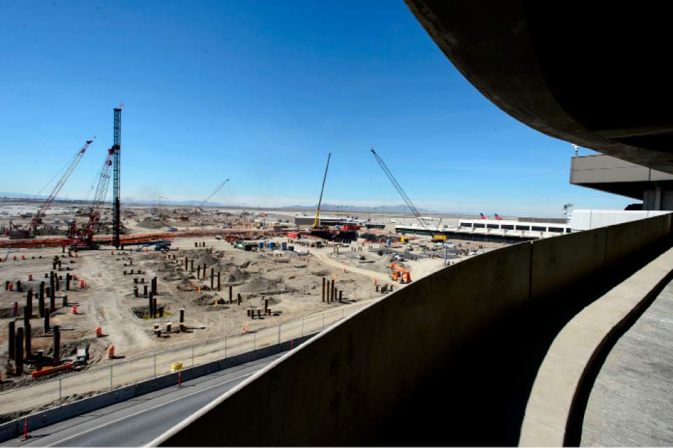Steve Griffin  |  The Salt Lake Tribune


Construction on the new terminal at the Salt Lake City International Airport in Salt Lake City Wednesday March 15, 2017.