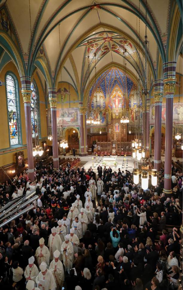 Francisco Kjolseth | The Salt Lake Tribune
The installation of Bishop Oscar A. Solis as the 10th bishop of the Diocese of Salt Lake City takes place at the Cathedral of the Madeleine on Tuesday, March 7, 2017.