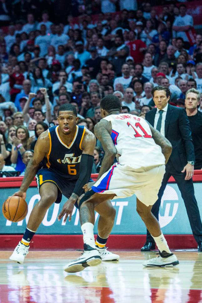 Chris Detrick  |  The Salt Lake Tribune
Utah Jazz forward Joe Johnson (6) runs around LA Clippers guard Jamal Crawford (11) for the game winning shot during Game 1 of the Western Conference at the Staples Center Saturday, April 15, 2017.  Utah Jazz defeated LA Clippers 97-95.