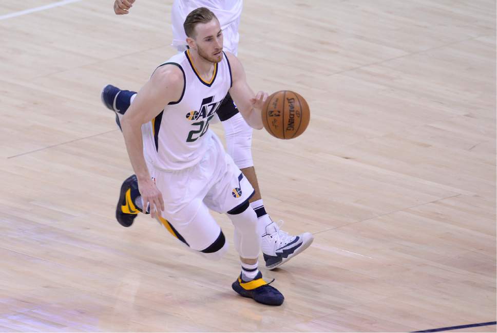 Scott Sommerdorf | The Salt Lake Tribune
Utah Jazz forward Gordon Hayward (20) sat out much of the game with an illness. The Utah Jazz trailed the LA Clipper 26-24 at the end of the first period of Game 4 of the Western Conference playoffs, Sunday, April 23, 2017.