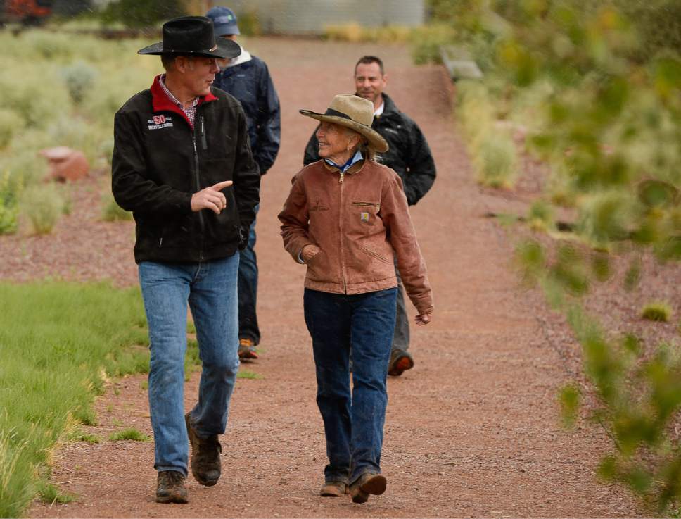 Francisco Kjolseth | The Salt Lake Tribune
Interior Secretary Ryan Zinke visits historic Dugout Ranch along Indian Creek, operated by Heidi Redd, at right, under a conservation easement with the Nature Conservancy. Secretary Zinke is continuing his four-day Utah tour on Tuesday, May 9, 2017, of Bears Ears and Grand Staircase-Escalante National Monuments.