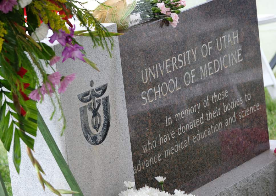 Francisco Kjolseth | The Salt Lake Tribune
The University of Utah Medical School holds a memorial service at the Salt Lake City Cemetery for all of the bodies donated to science that helped medical students learn to become doctors. The service honored 241 individuals who gave their bodies to science and education at the University last year.