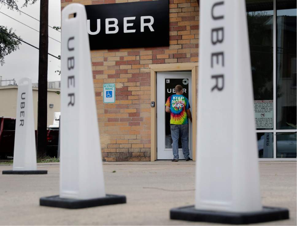 With New Law Lyft Uber Set To Return To Texas Capital City The Salt Lake Tribune